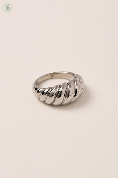 Bague Cora (Seconde Main)-Bague-Trove-Or-8.0-d3fd4e58-f22d-4acc-be6d-3634c380558b-WOMANCE