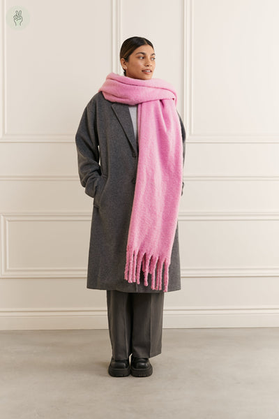 Foulard large à franges - A0055 (Seconde Main)-Recurate-Rose-46ad2fca-a16c-4b7d-b423-be8f4c6175f6-WOMANCE