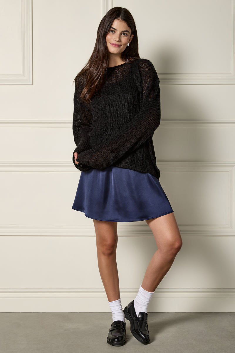 Jupe courte en satin - 6052