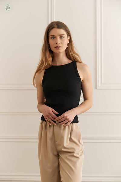 Camisole encolure carrée - 9093 (Seconde Main)-Camisole - Seconde main-Trove-Noir-XS-6e6ade86-9f54-4c74-a9a8-b7a8f2a650af-WOMANCE