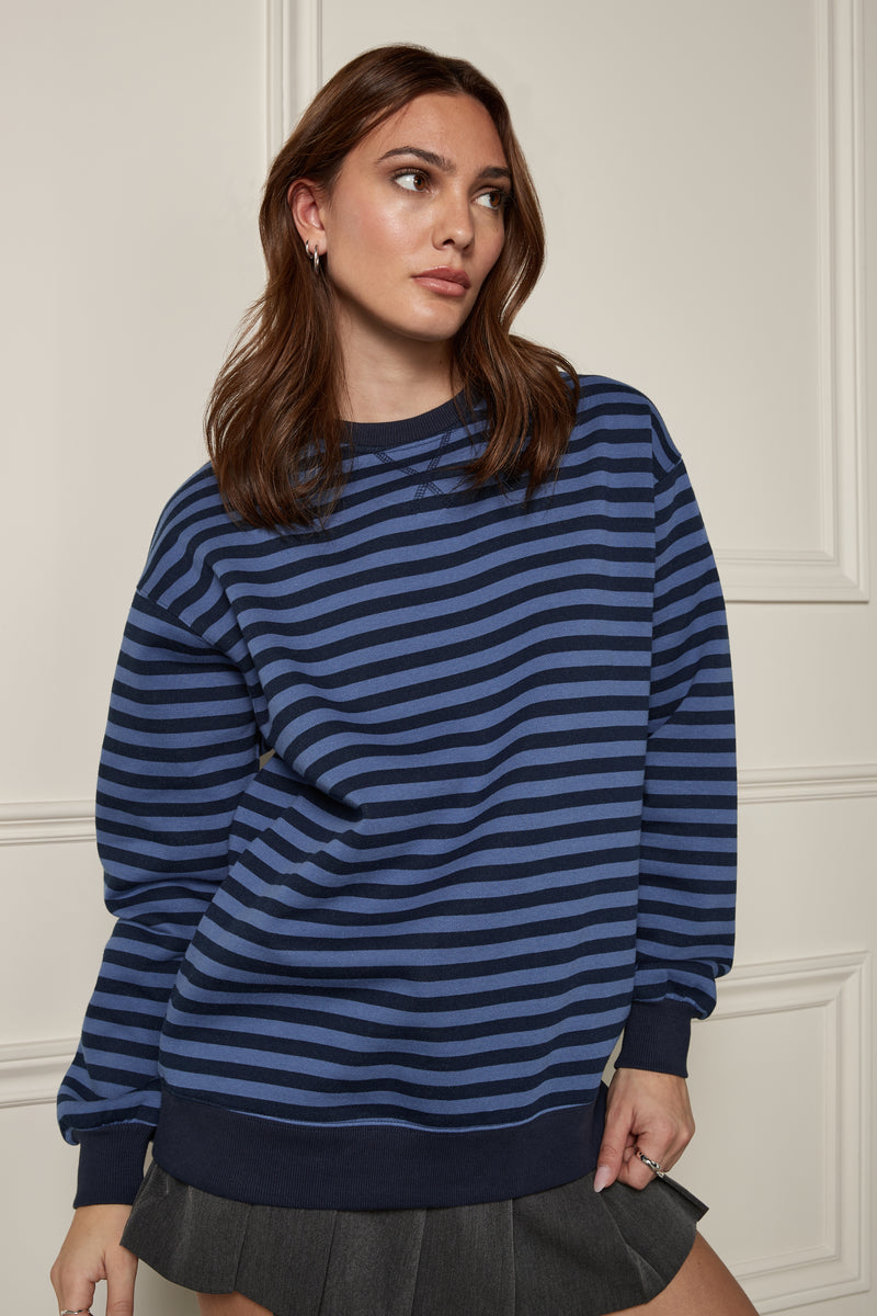 CREWNECK-9141-BLEU-WOMANCE