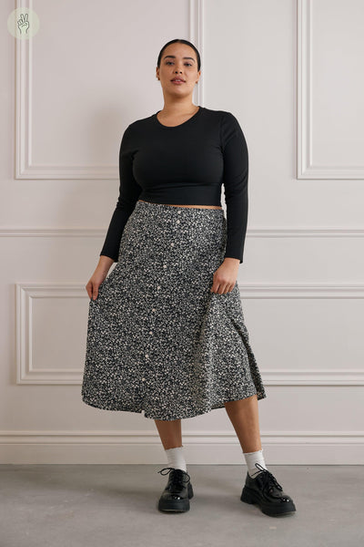 Jupe fleurie mi-longue - 6016 (Seconde Main)-Jupe - Seconde main-Trove-Noir-1X-3c11f540-b9c5-4841-8a48-7edff8818c8d-WOMANCE
