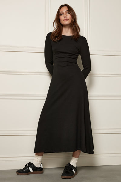 ROBE-2167-NOIR-WOMANCE