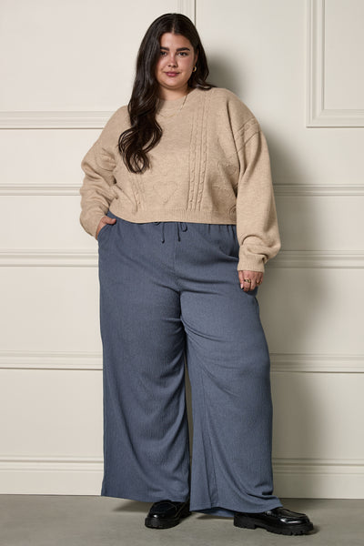 Chandail en tricot à câbles cœurs - 8138