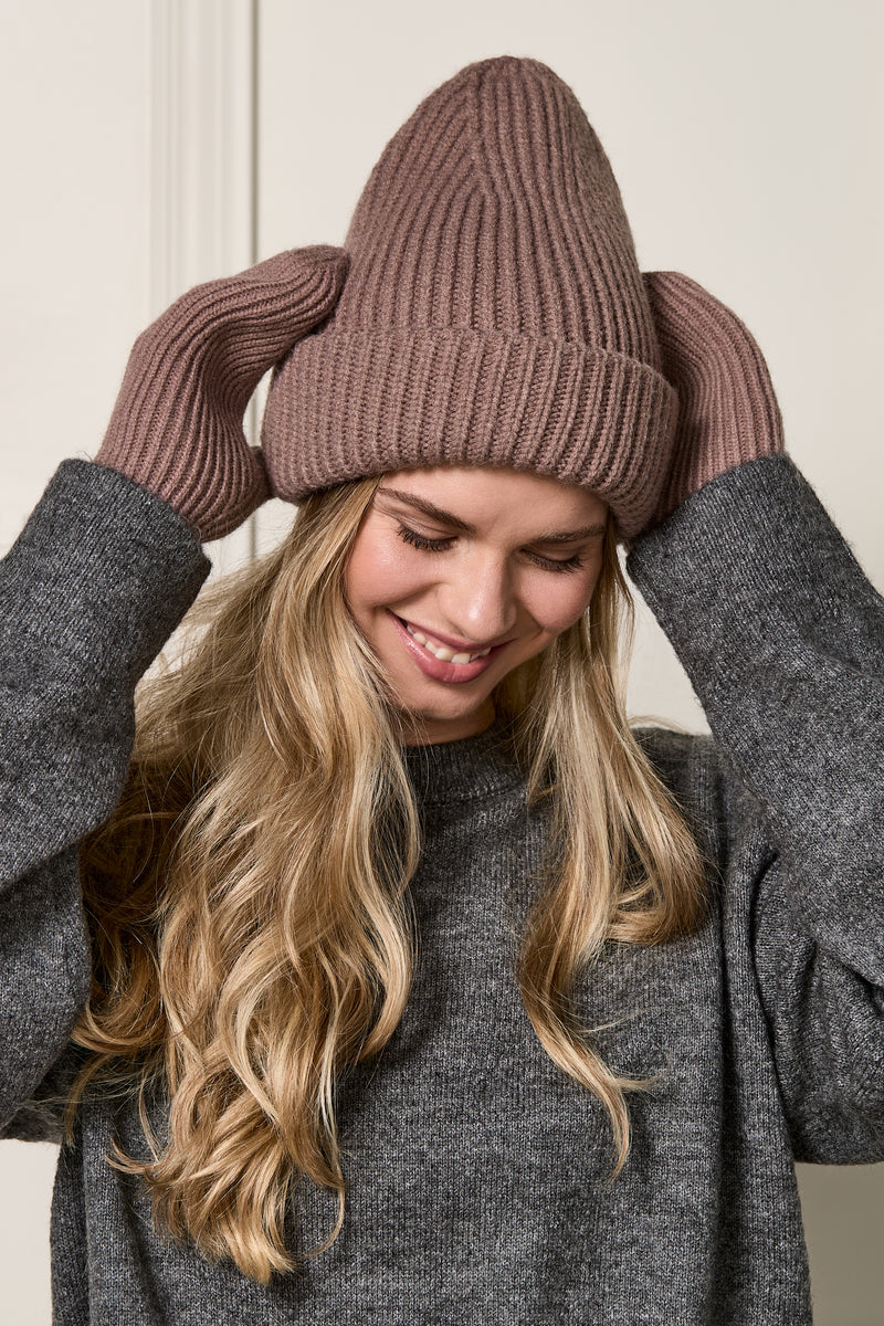 Wide Cuff Mittens - A0144