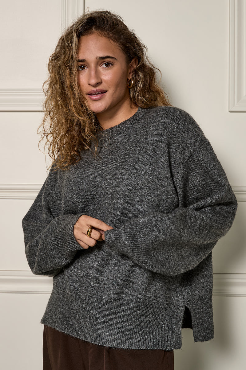 Chandail en tricot avec fentes - 8111