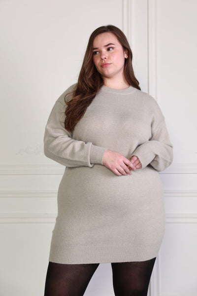 ROBE-TRICOT-WOMANCE-GRIS-CURVES-1
